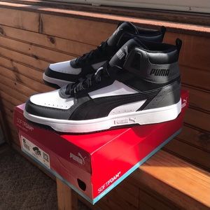 (New) Mens Puma Rebound Joy - size US 10.5 - UK 9.5 - White/black Dark Shadow